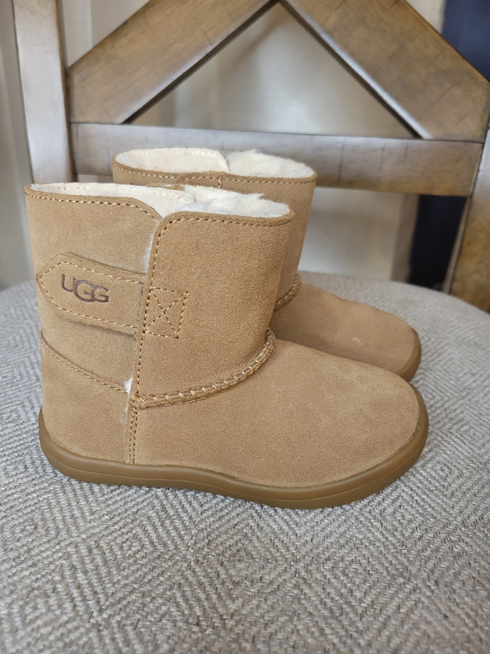 UGG Kids Classic II Chestnut Boot - Chestnut